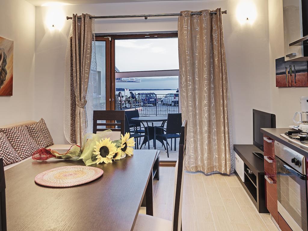 Sanja Apartments Rivarela Novigrad Istria Zimmer foto